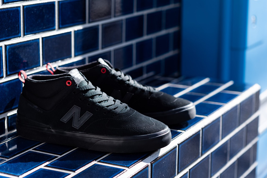 THUMBS UP] NEW BALANCE NUMERIC × CHALLENGER | VHSMAG
